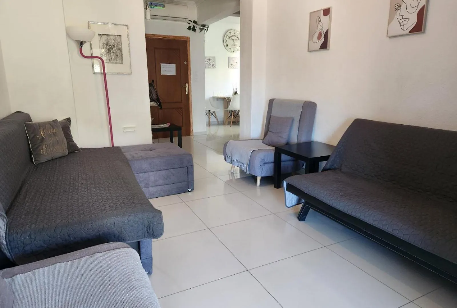 4All Airport 10Min,Sea100M,Free Parking ile iletişim